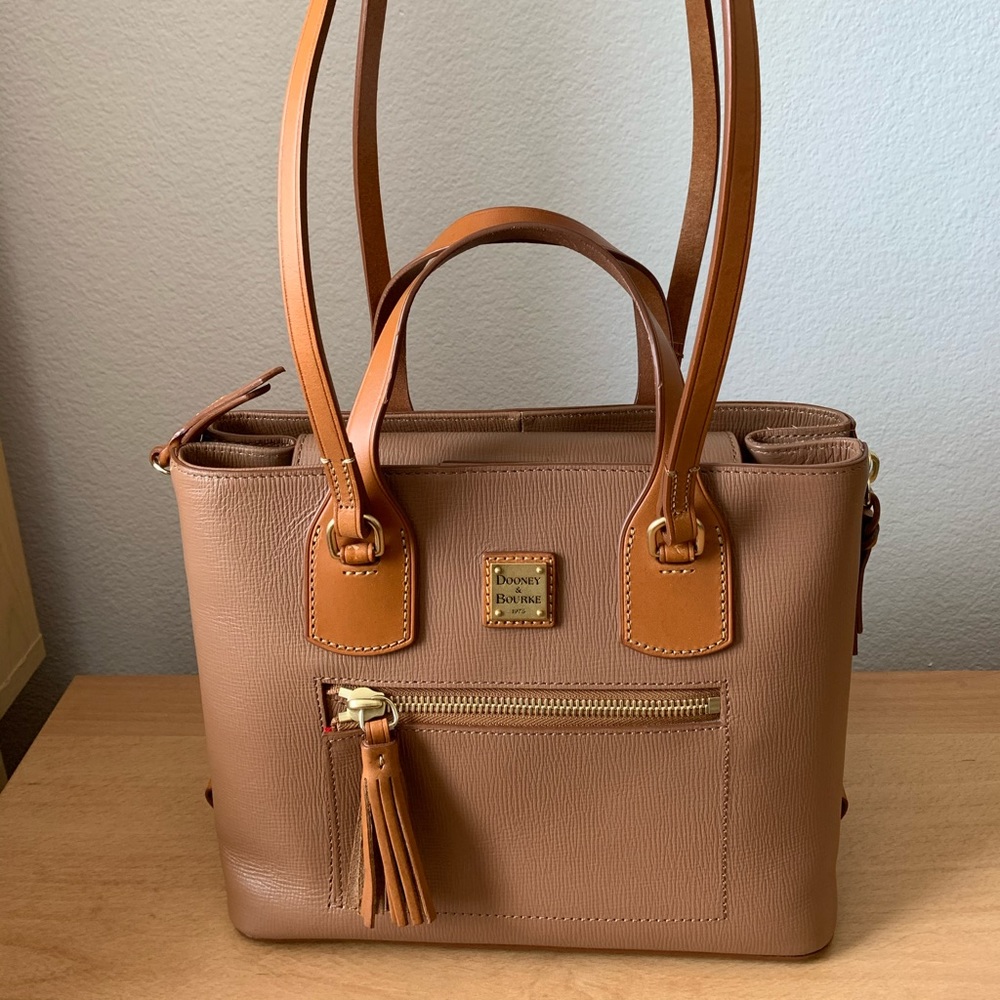 Dooney & Bourke Shoulder Tote Bag